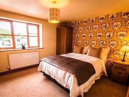 Big Bear Lodge Melverley Екстериор снимка