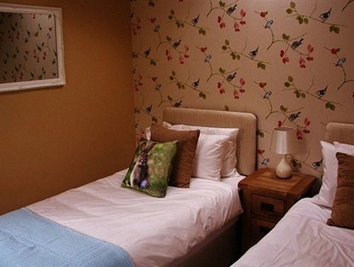 Big Bear Lodge Melverley Екстериор снимка