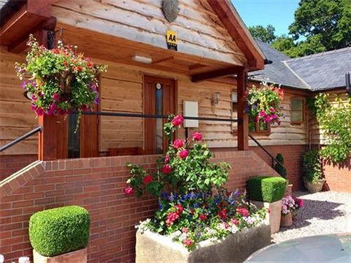 Big Bear Lodge Melverley Екстериор снимка